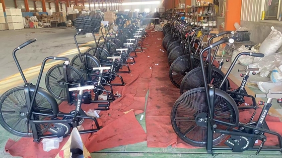 Φόρτωση 150kg ποδηλάτων αέρα γυμναστικής σώματος ποδηλάτων περιστροφής αέρα χάλυβα cOem
